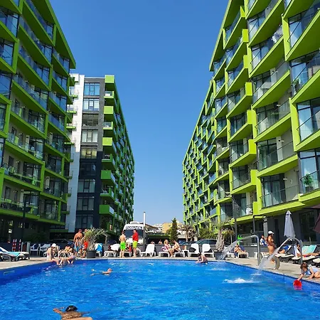 Azur 91 - Pool & Spa Beach Navodari