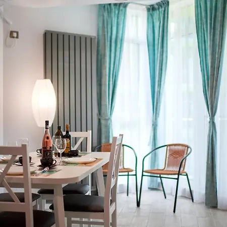 Azur 91 - Pool & Spa Beach Daire