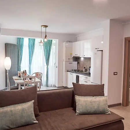Daire Azur 91 - Pool & Spa Beach Navodari
